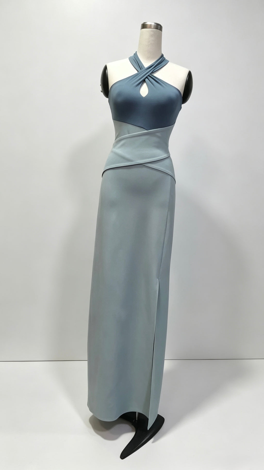 Halter Neck Color Block Maxi Dress, Criss‑Cross Waist Split Evening Gown